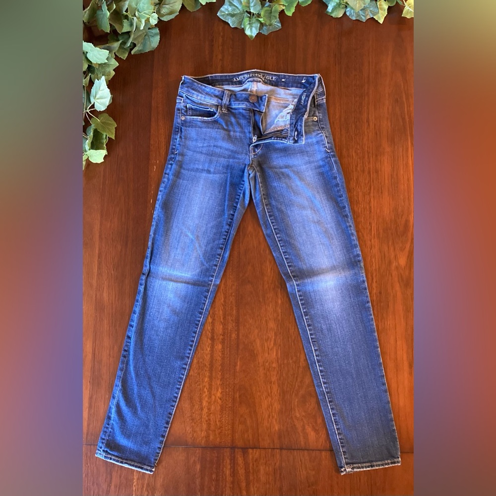 Women’s Blue Super Stretch Skinny Jeans Size 4 Regular